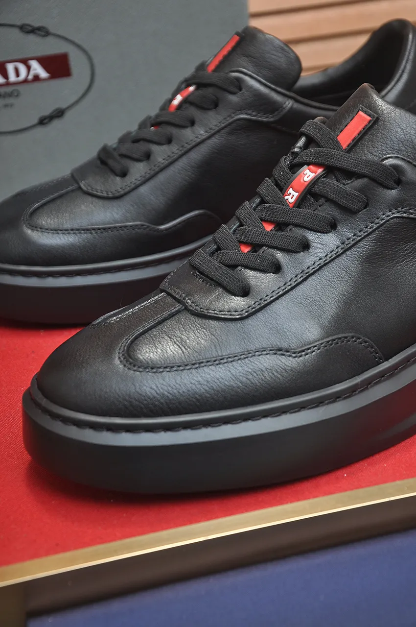 Men's shoes 💰520💶[PRADA] Top original, new season, high quality original goods, top high mercerized cowhide combined with original breathable fabric + imported glue, imported stretch fabric inside with original cowhide feet, original thick outsole! Quality guaranteed! Code 38-45 (45 customized)